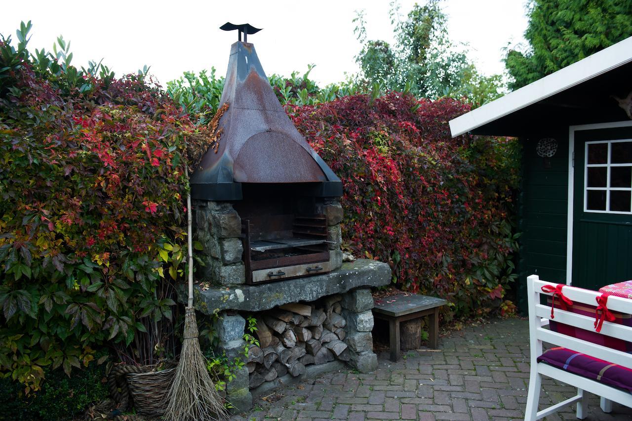B&B Aan De Burgt Boekel Exterior photo