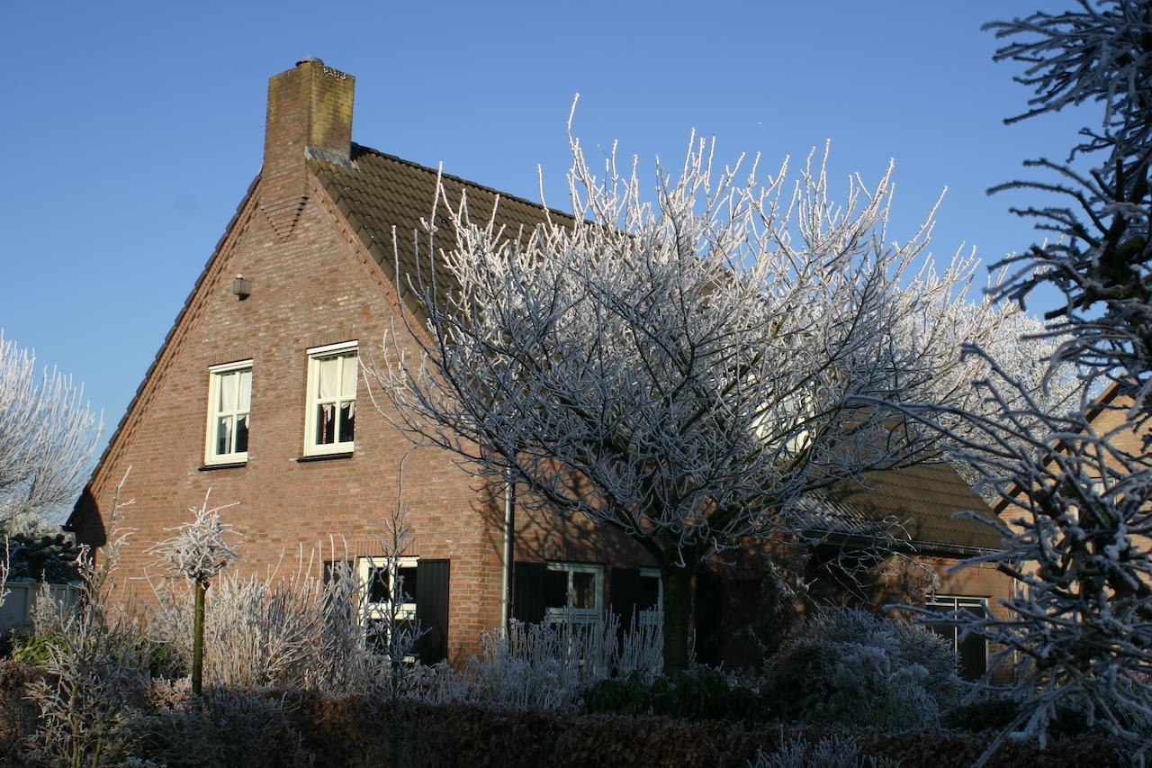 B&B Aan De Burgt Boekel Exterior photo